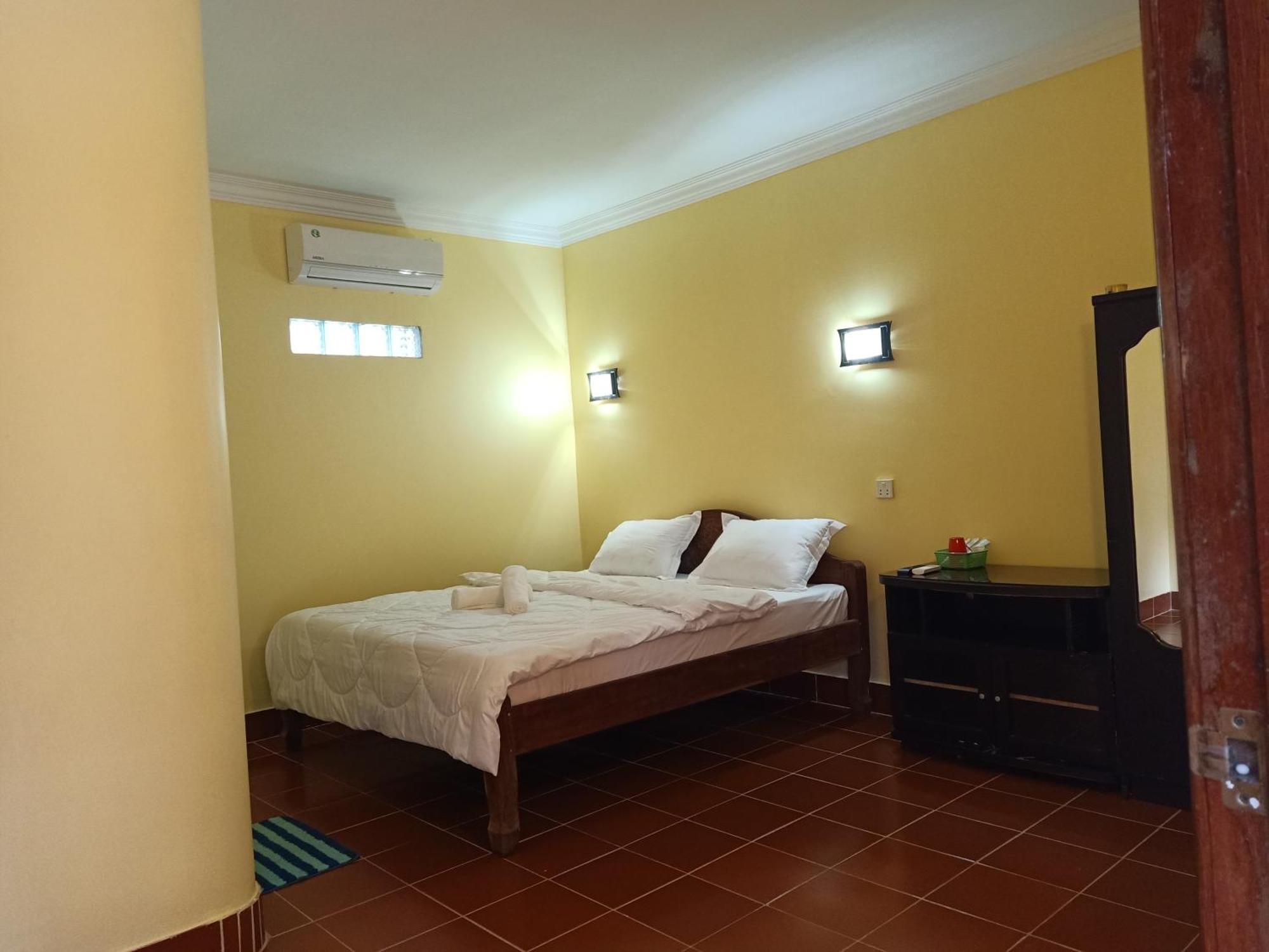 Pina House Hotel Kep Bagian luar foto